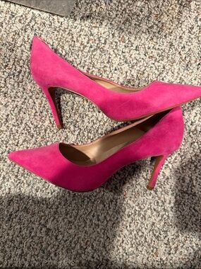 Pink suede high heel Banana Republic